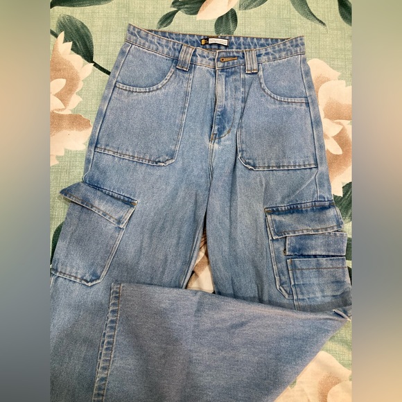 ❌ SOLD❌ Cargo denim for women - Picture 7 of 7